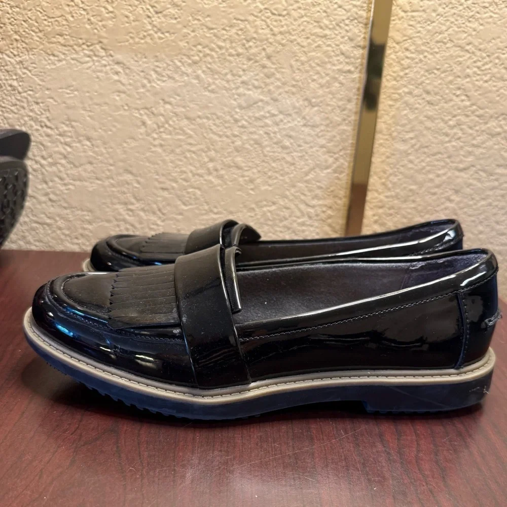Clarks elegant black