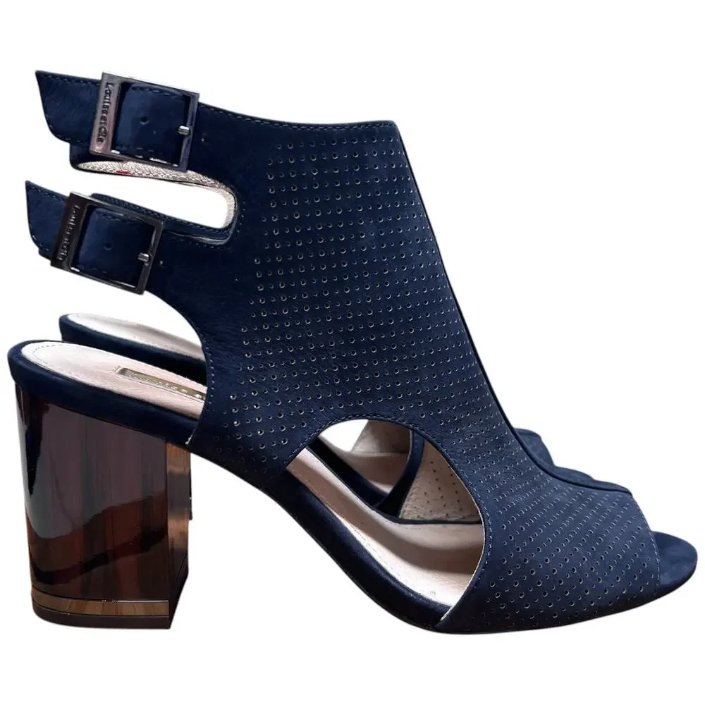Louise et Cie step out