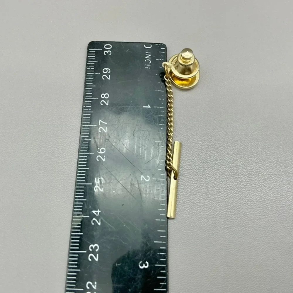 Unbranded vintage gold