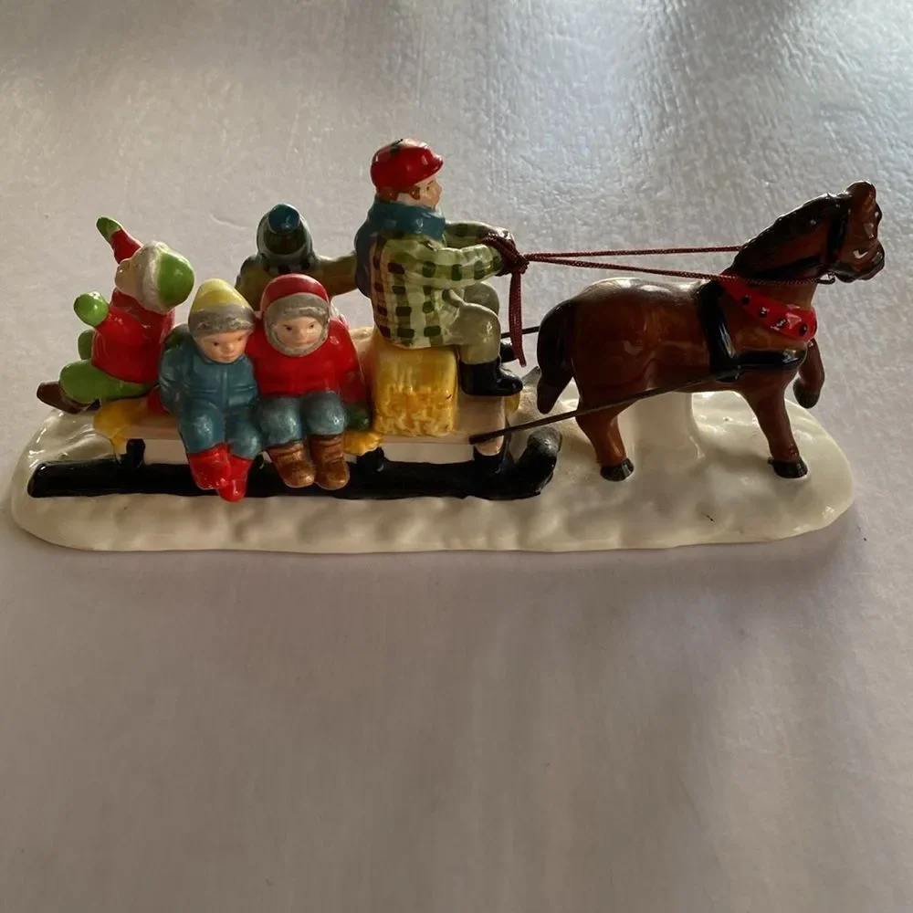 DEPARTMENT 56 Snow Village Hay Ride Christmas Horse Sled