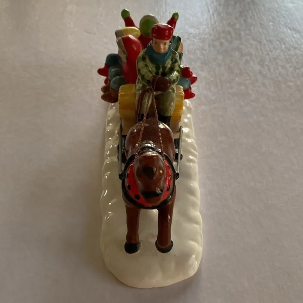 DEPARTMENT 56 Snow Village Hay Ride Christmas Horse Sled