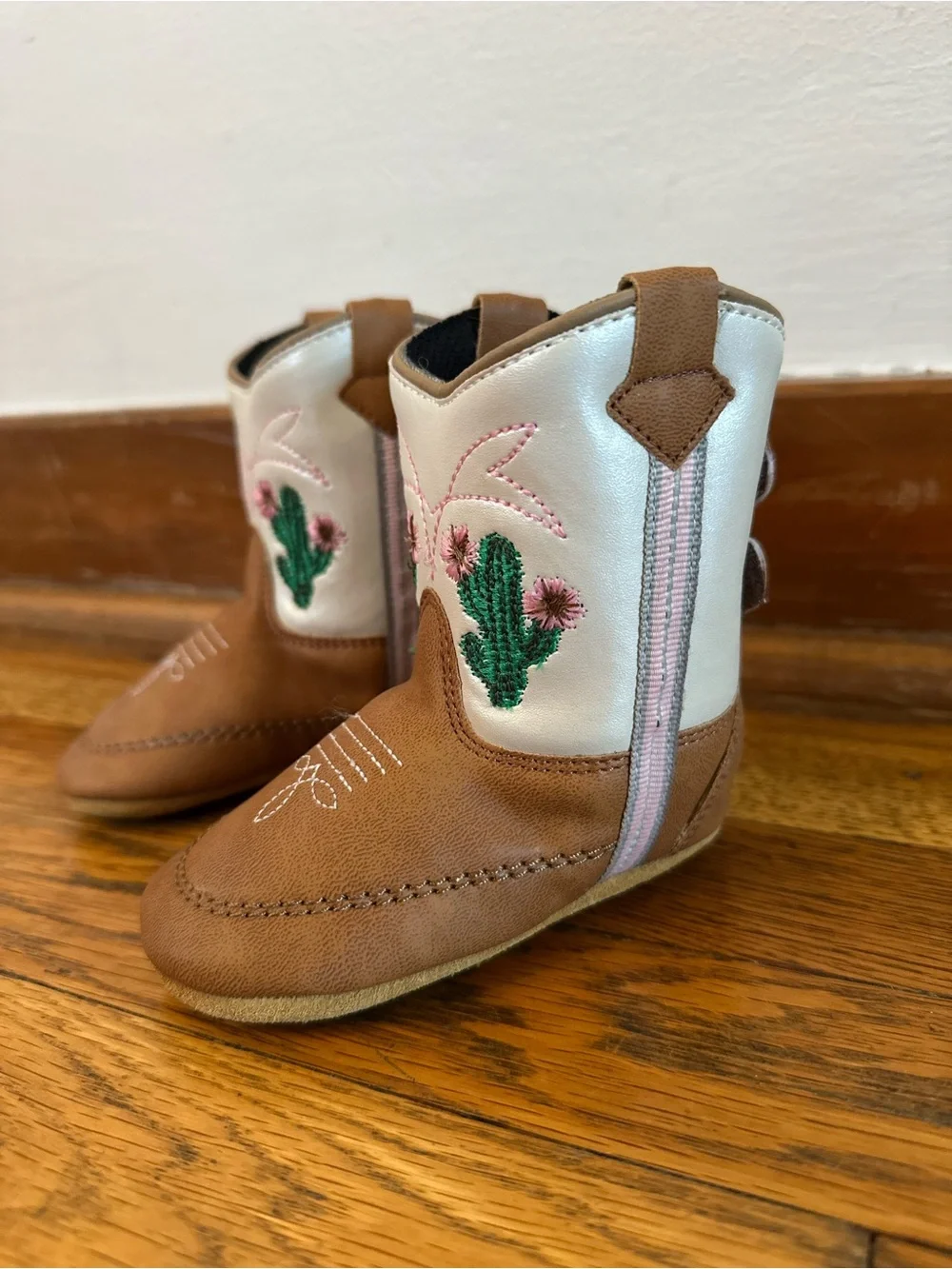Boot Barn cowgirl still nwt