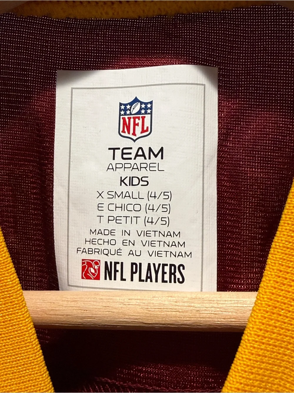 NWT NFL Commanders Youth Jersey - Maroon and Gold #V 17