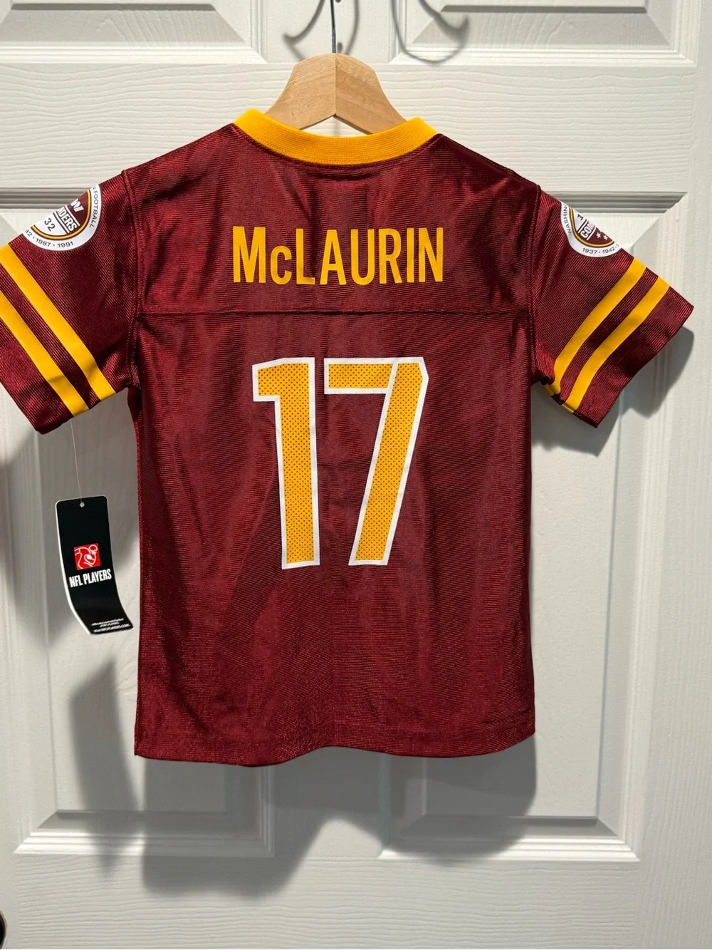 NWT NFL Commanders Youth Jersey - Maroon and Gold #V 17