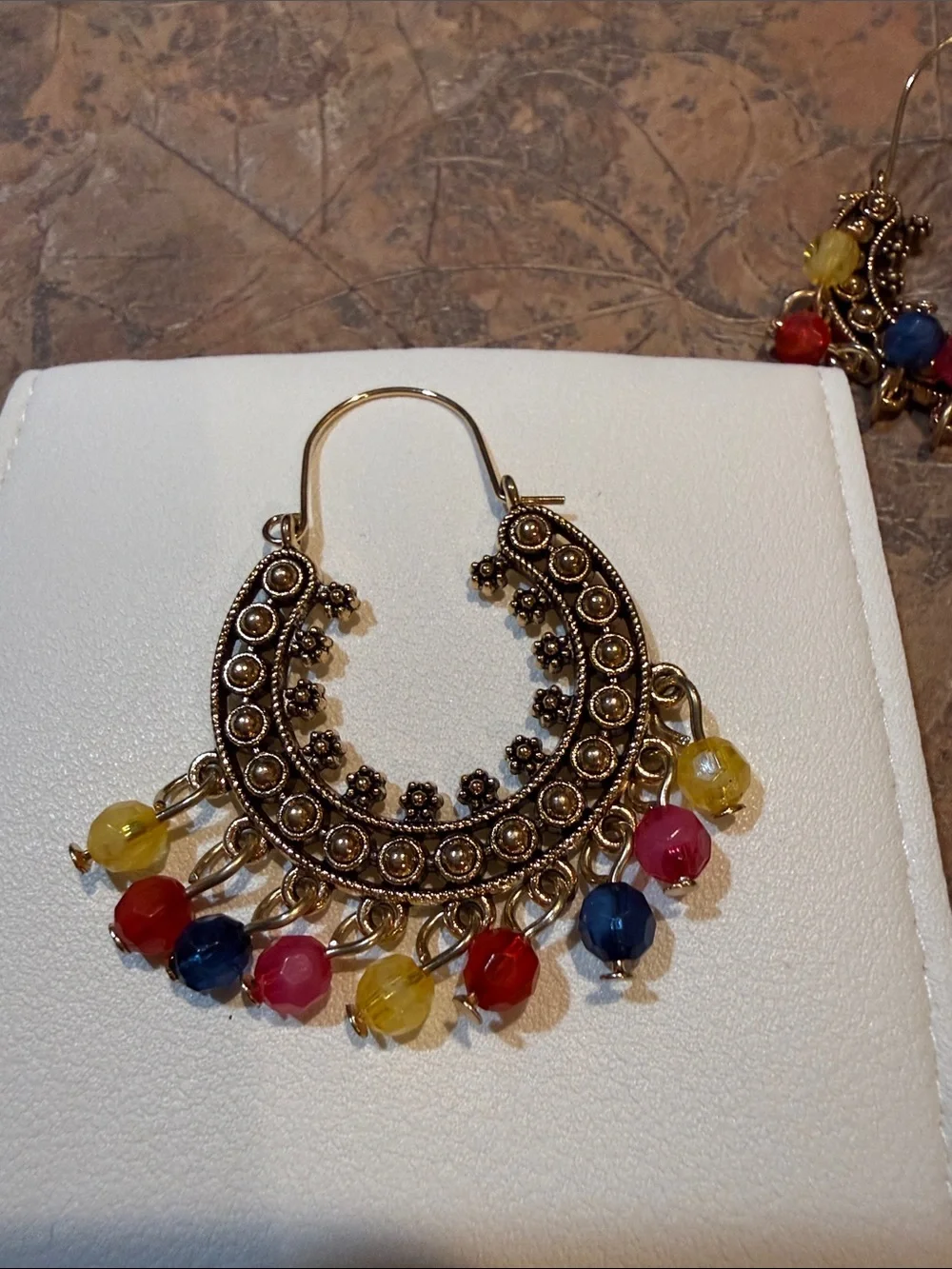 N/A gold tone