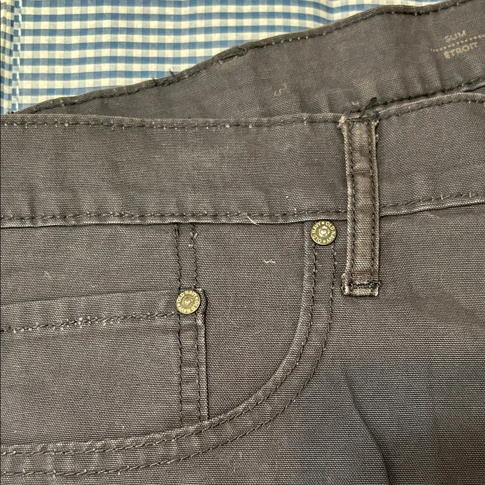 Old Navy classic dark