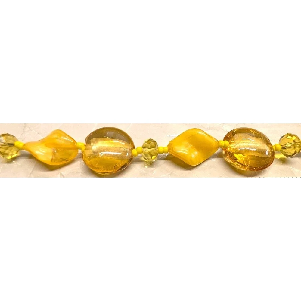 Vintage Yellow Glass Disc Twisted Faceted Crystal Beads Beaded Necklace 29.5