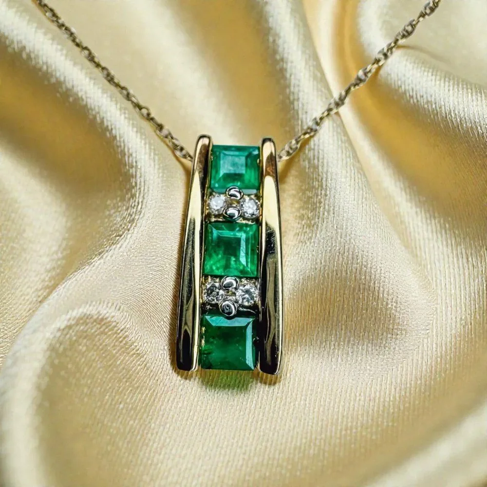 10K Gold- Colombian Emerald & Diamond Necklace -18
