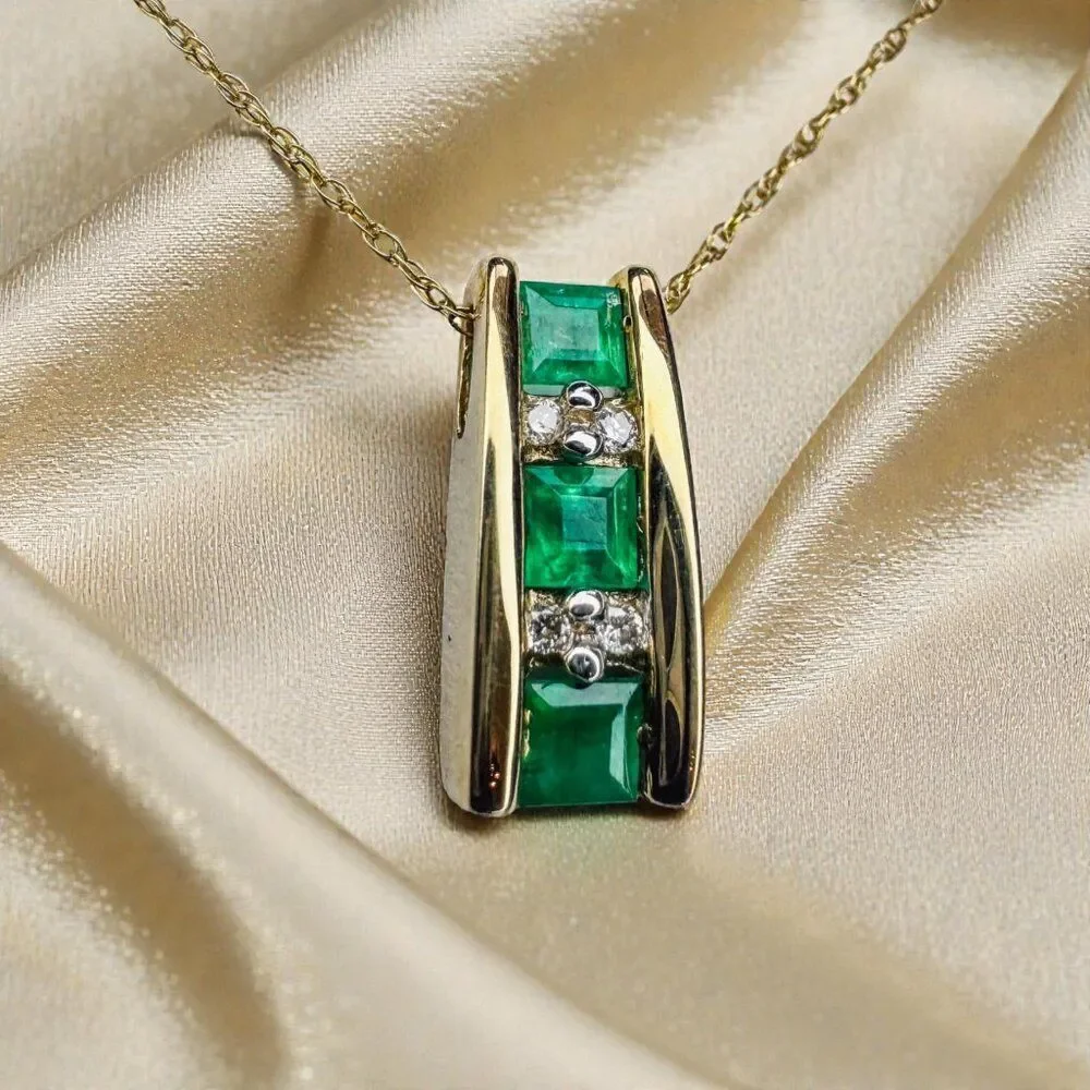 10K Gold- Colombian Emerald & Diamond Necklace -18