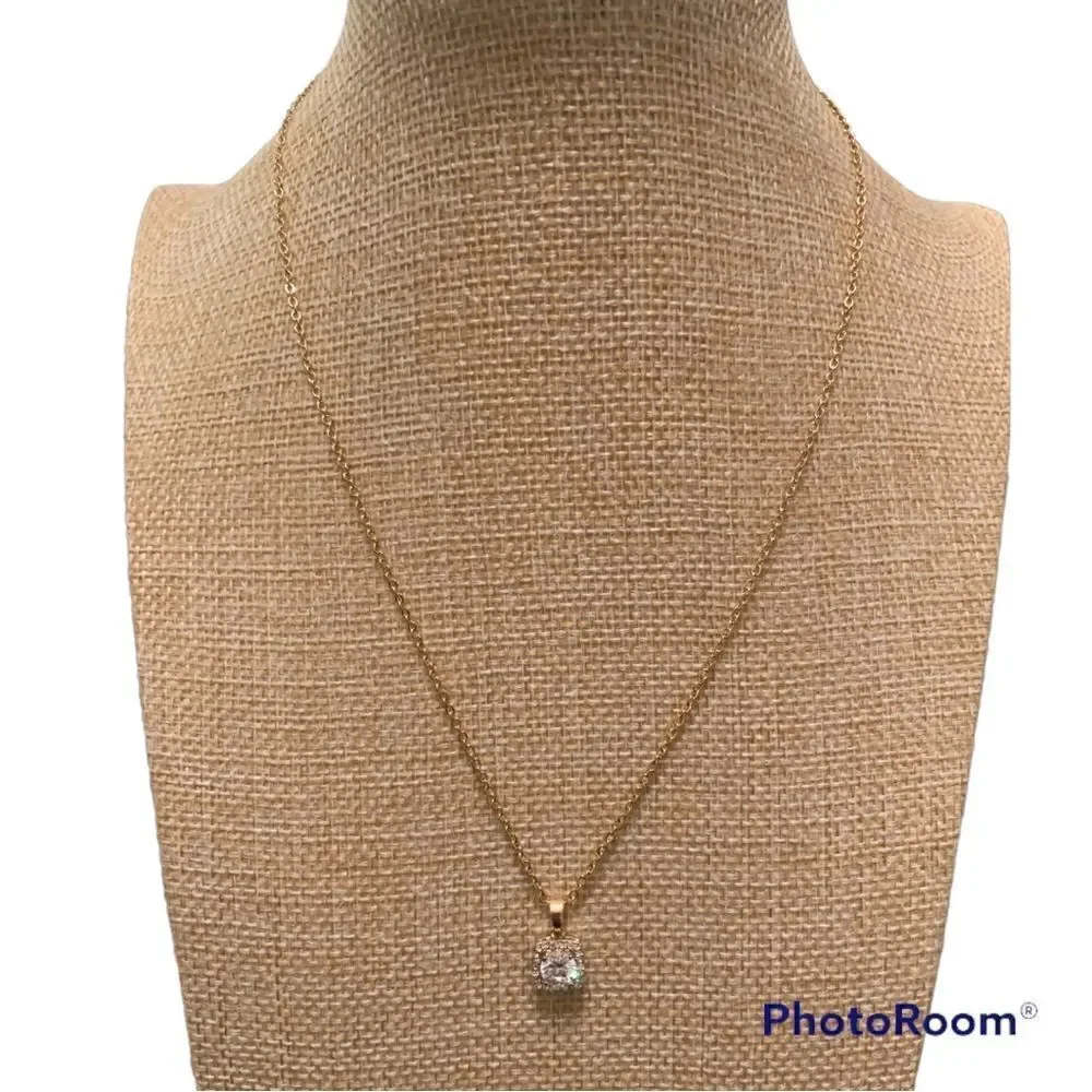 Premium plated cubic zirconia necklace NWOT