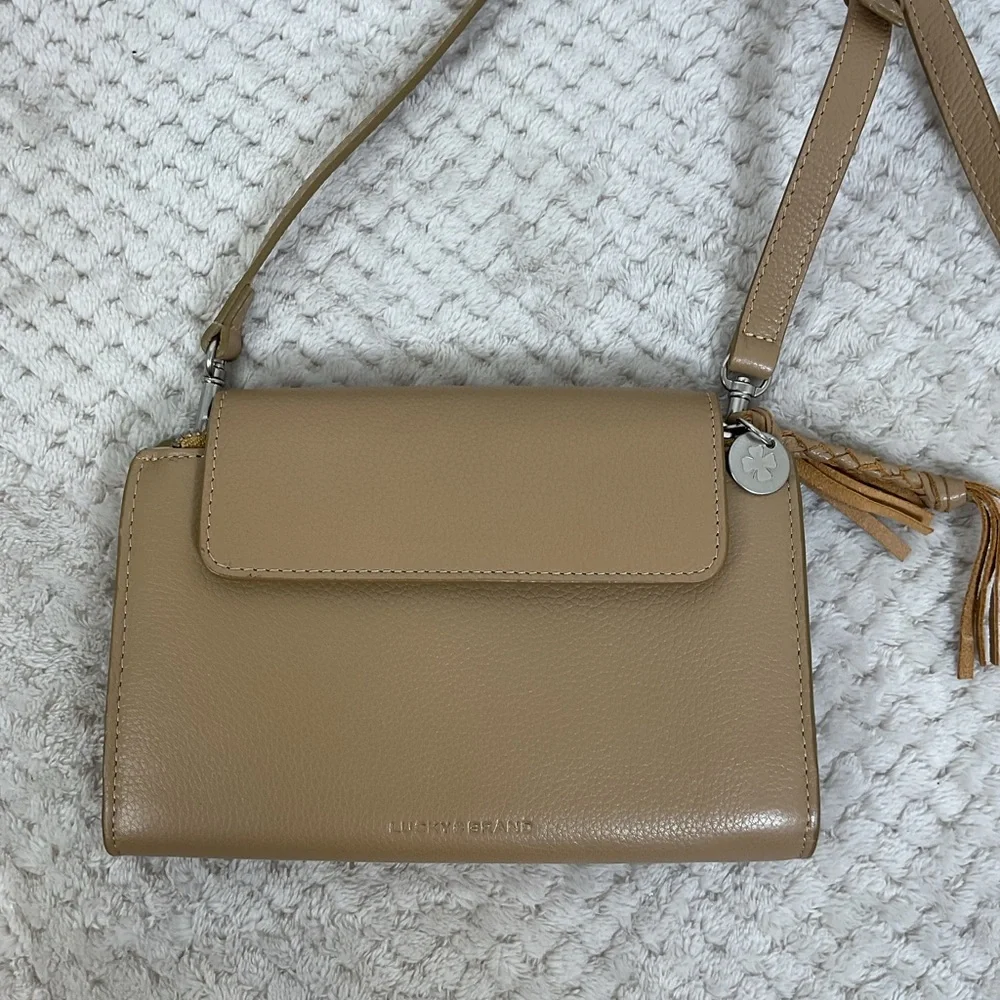 Lucky Brand Genuine Leather Tan Crossbody
