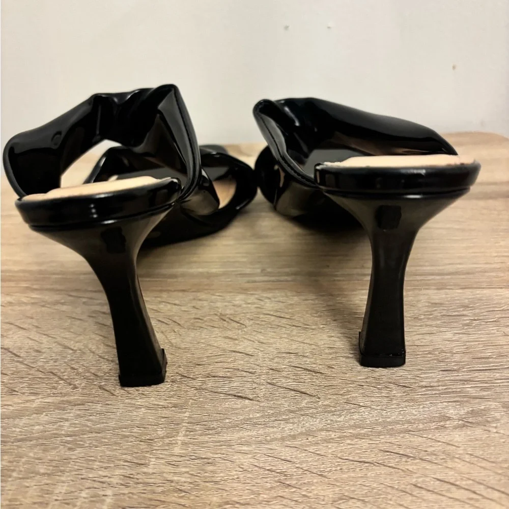 Lov mark Chic Black Women's Heels Size 8.5