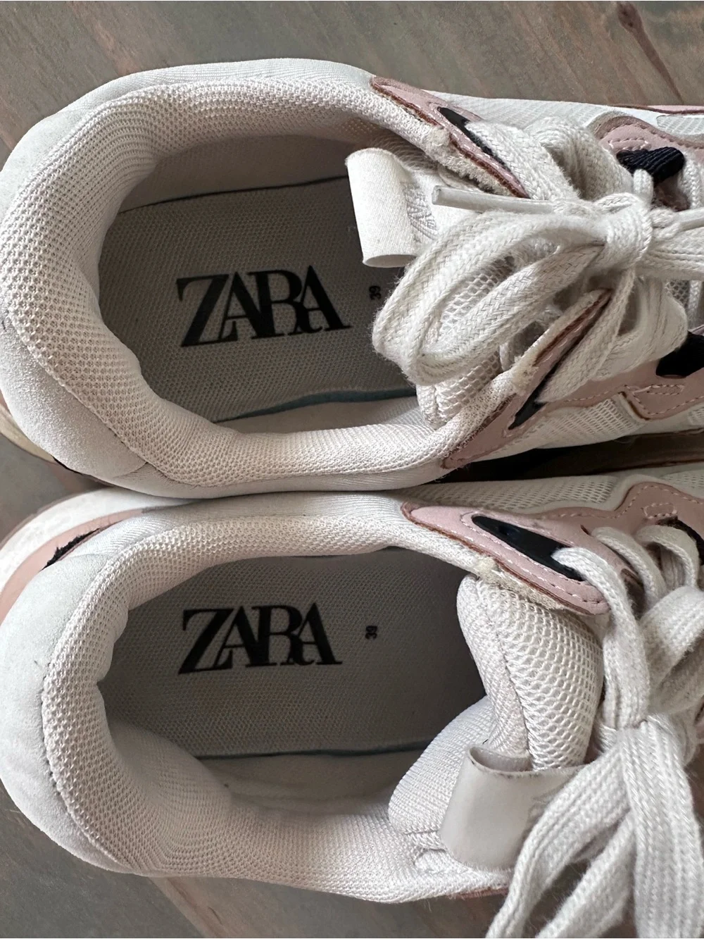 Zara lightweight lace