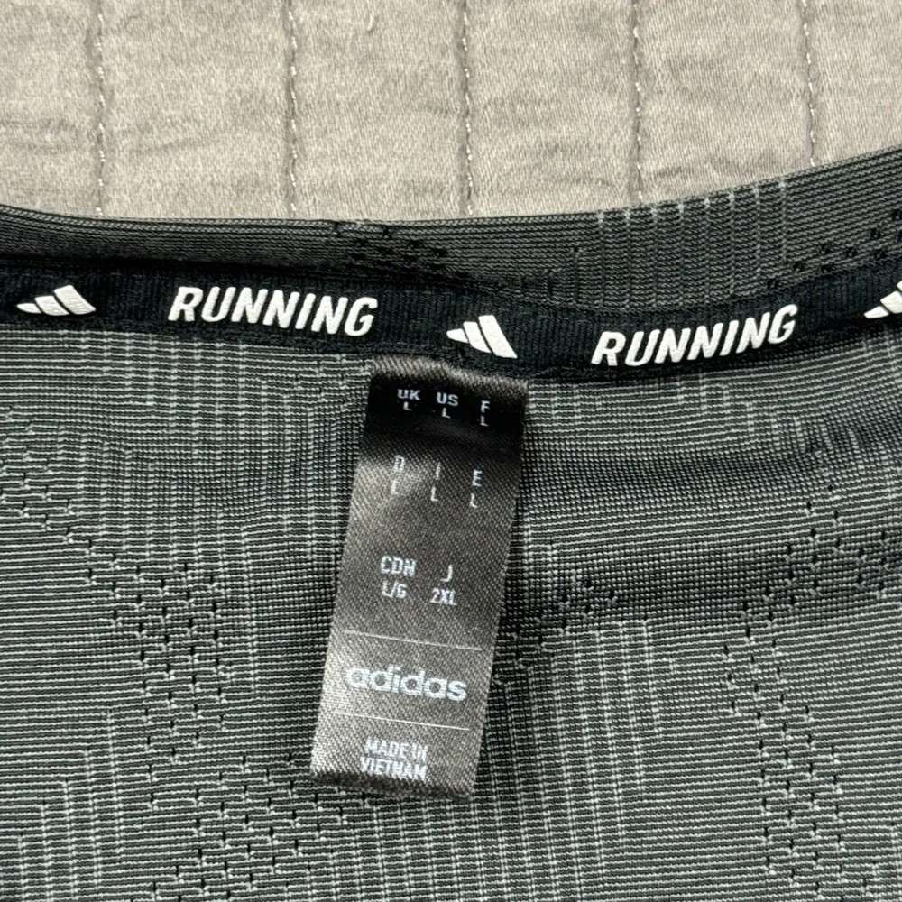 adidas wicking gorpcore gymwear