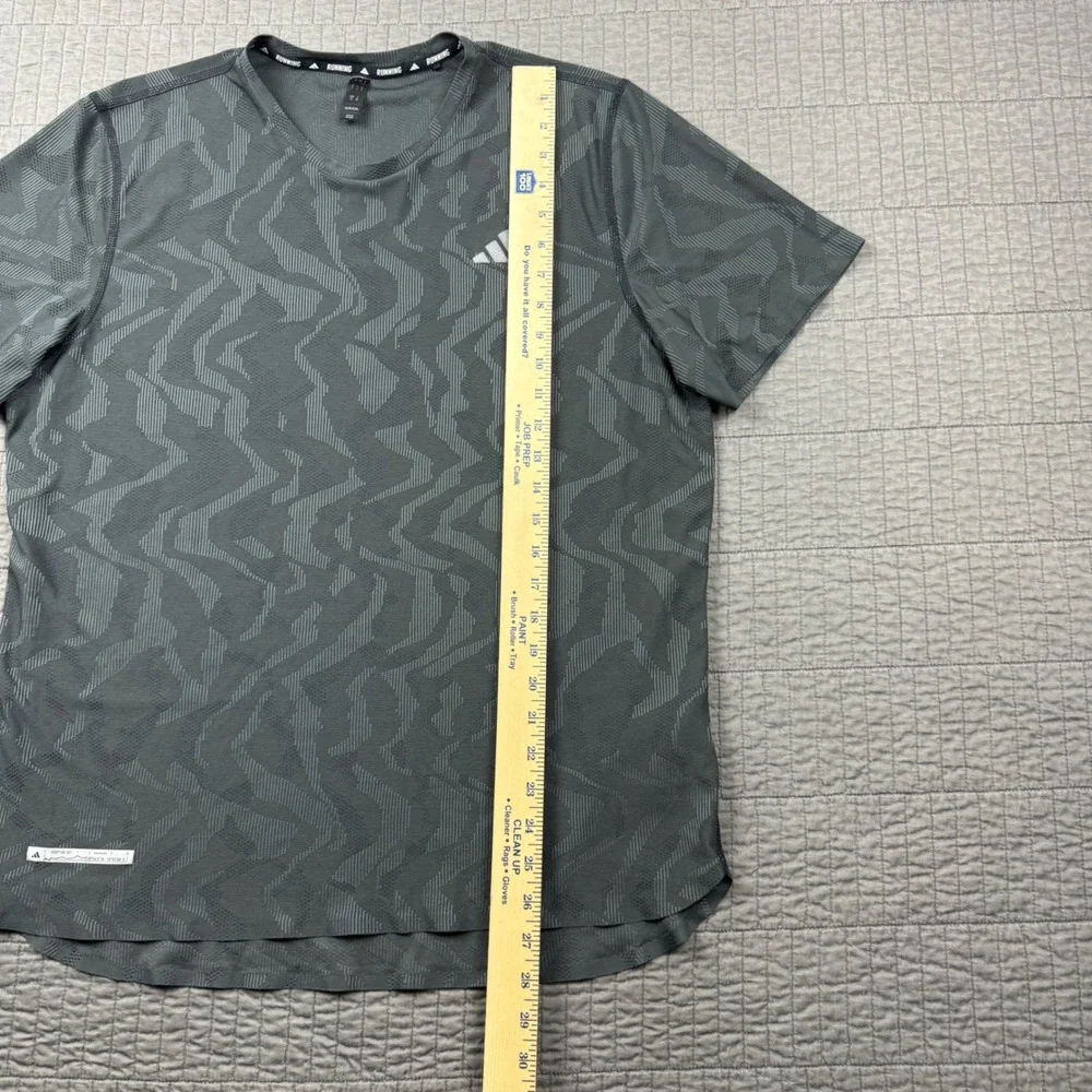 adidas shown tiny
