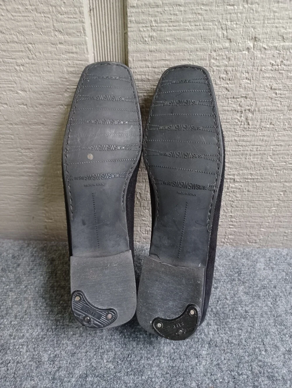 Stuart Weitzman Hardrock Suede Loafers Size 7.5 N Women Shoes Color Black