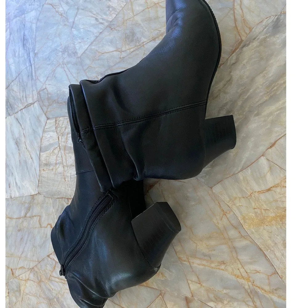 Clarks black leather