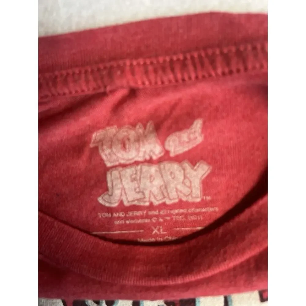 Tom and Jerry Red Short Sleeve T-Shirt Cartoon Design