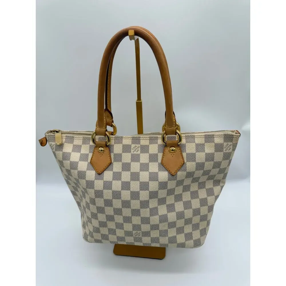 N/A louis vuitton