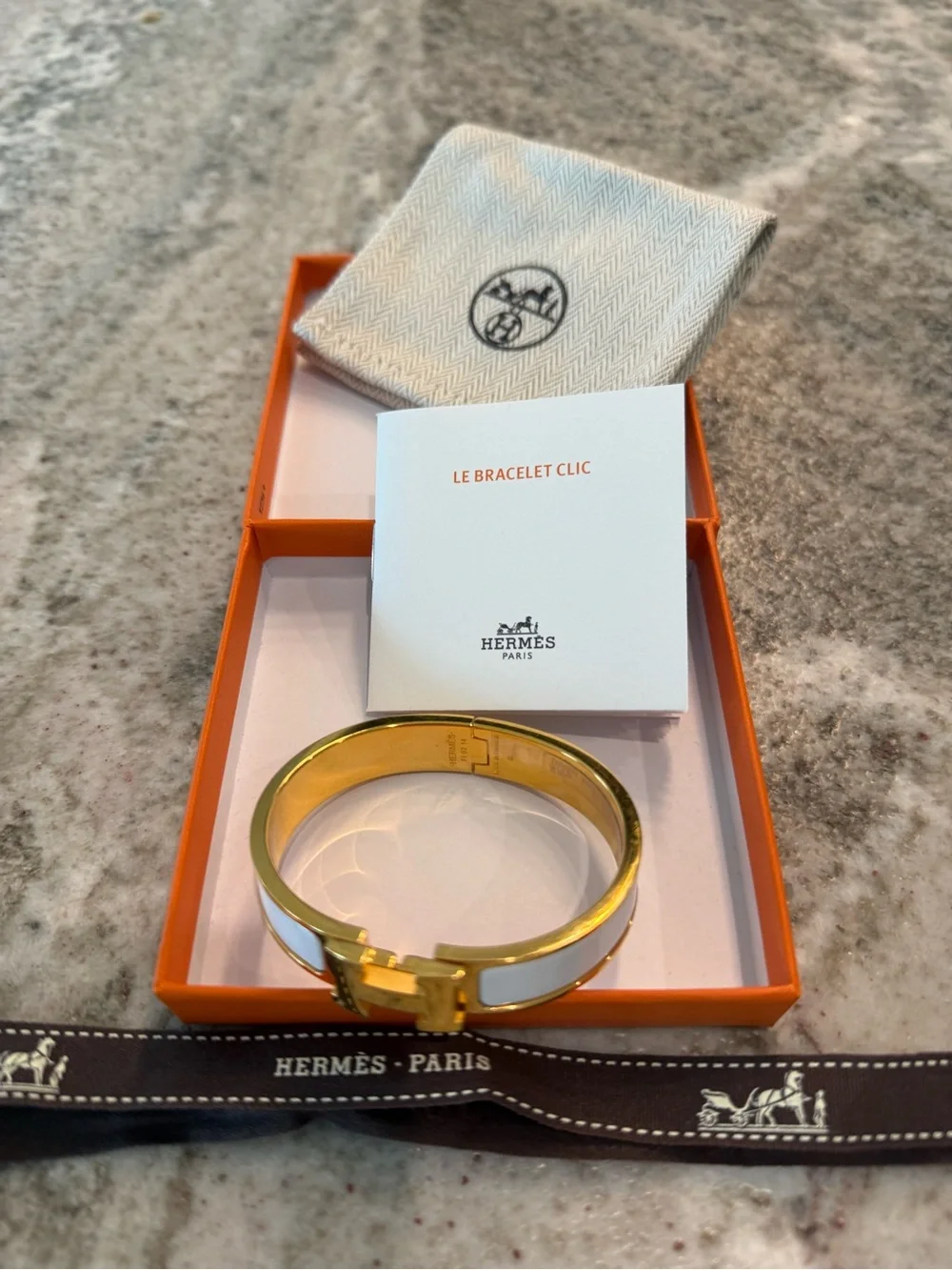 Hermes hermés hinged