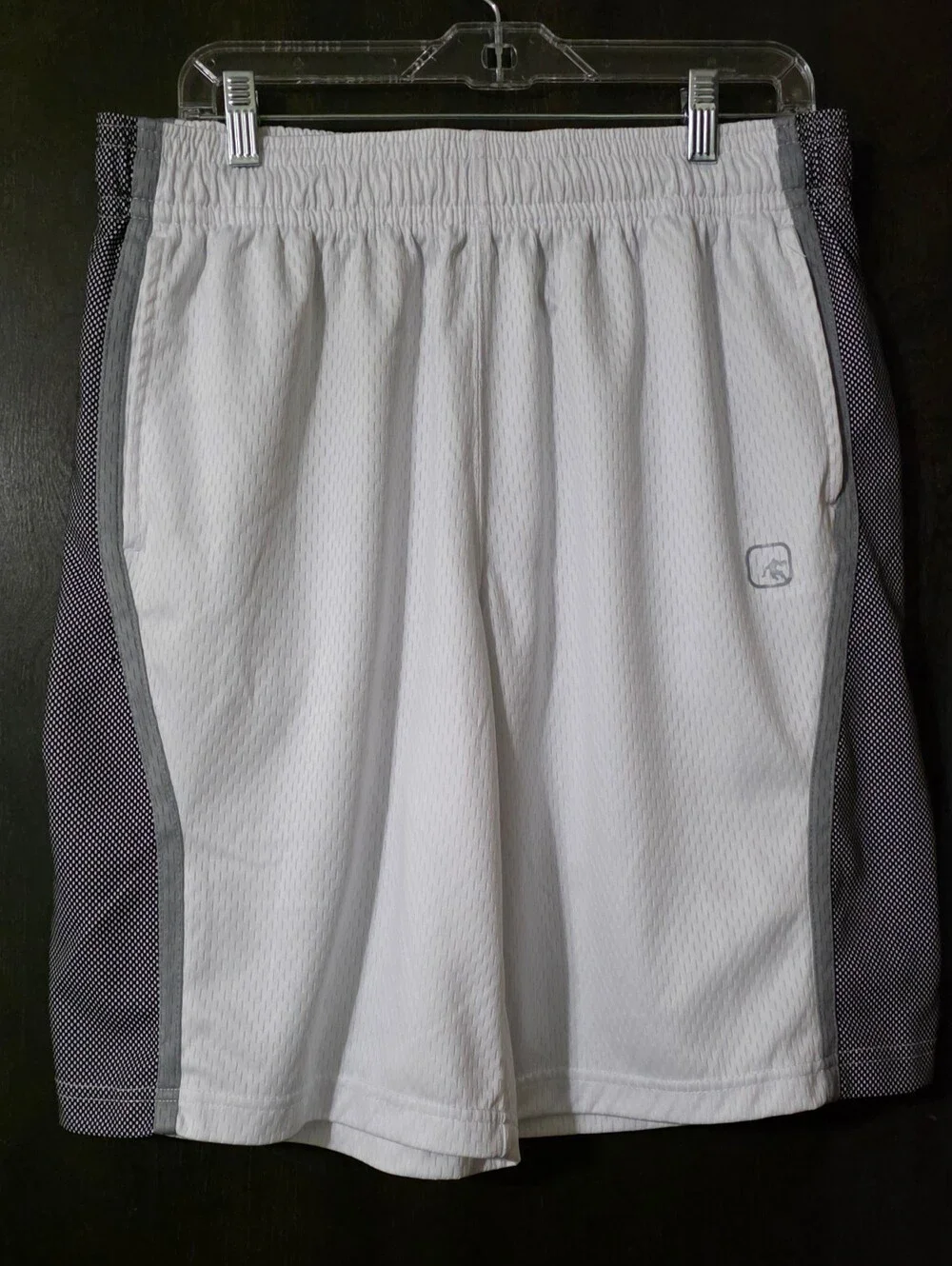 And1 White Athletic Mesh Basketball Shorts Gray Accents Men's Size Large
