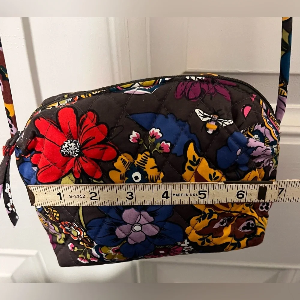 Vera Bradley Blake Crossbody Bag in Pattern Colorful Bouquet Floral Preppy