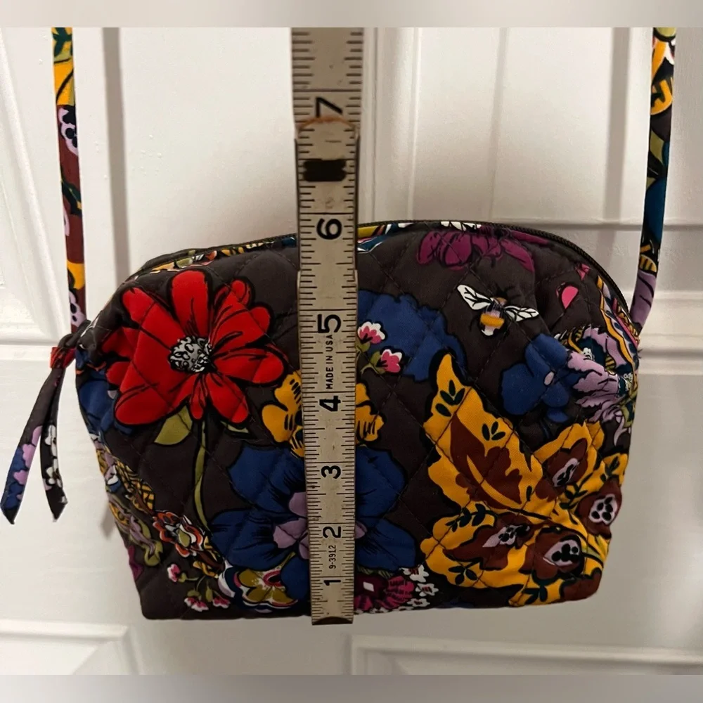 Vera Bradley Blake Crossbody Bag in Pattern Colorful Bouquet Floral Preppy