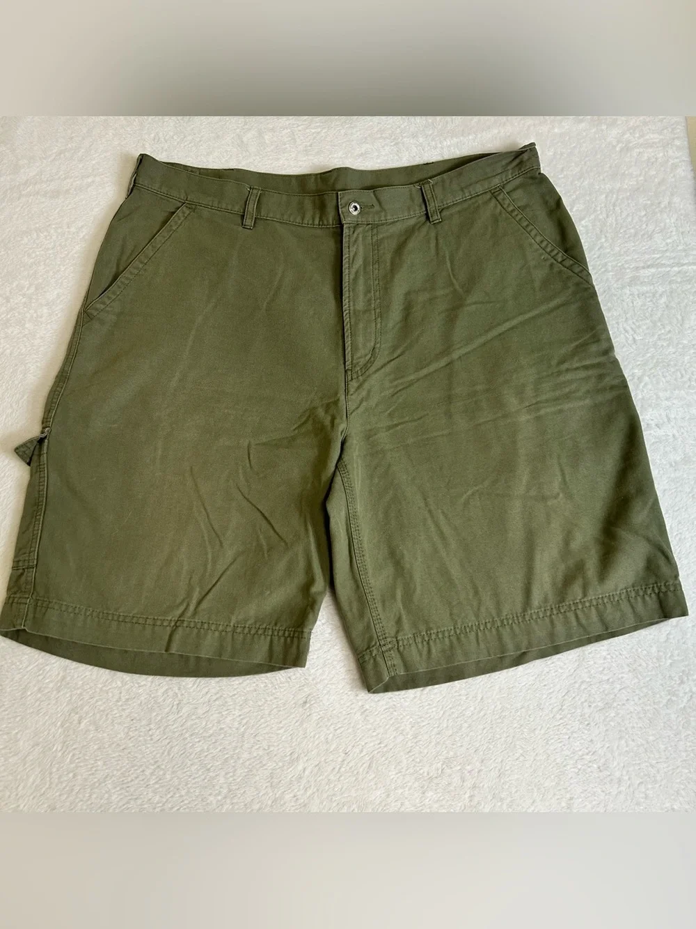 Tommy Hilfiger Men's Cargo Shorts Size 40 Olive Green Outdoor Utility Vintage