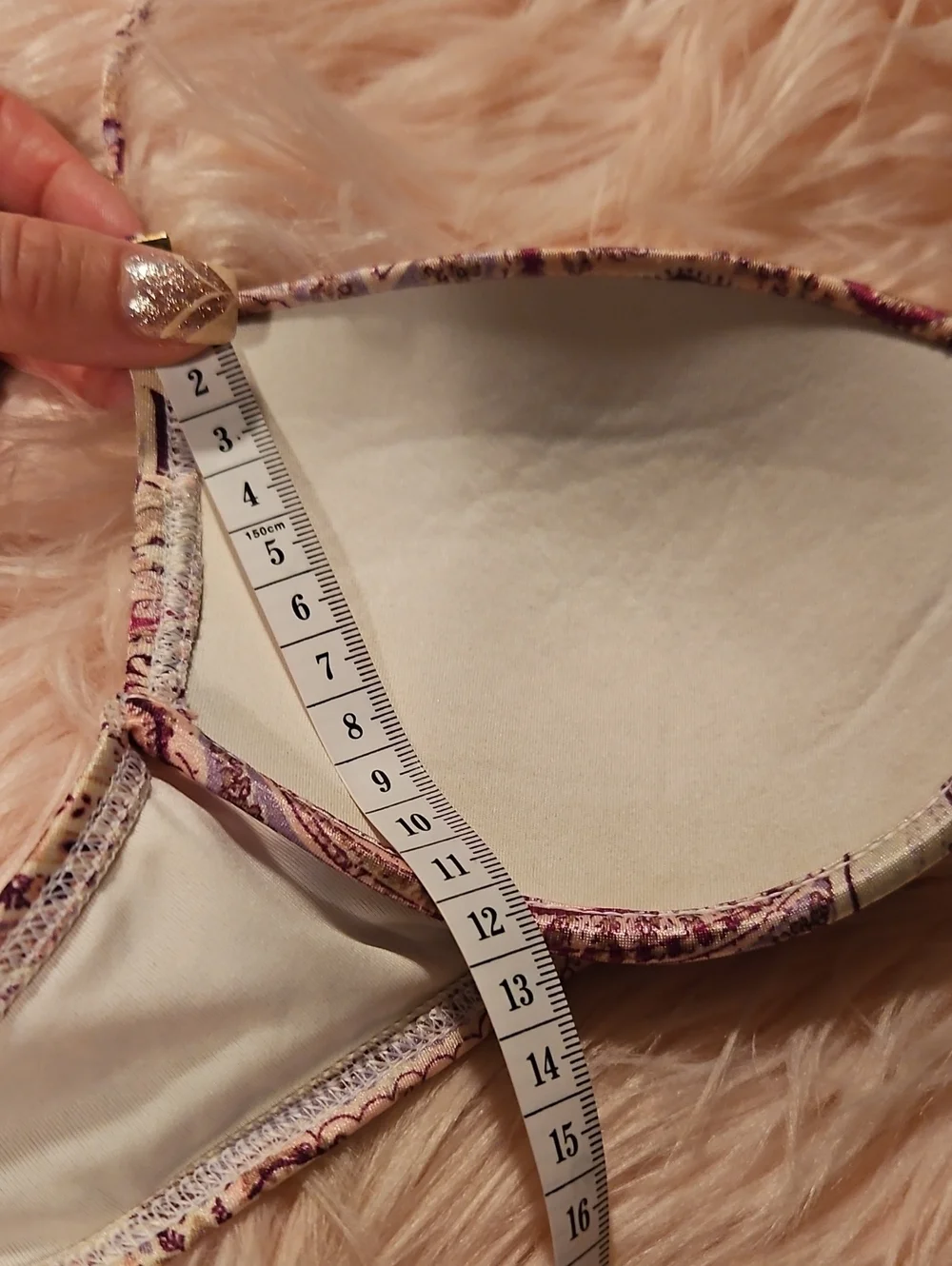 Victorias Secret interior medium fit