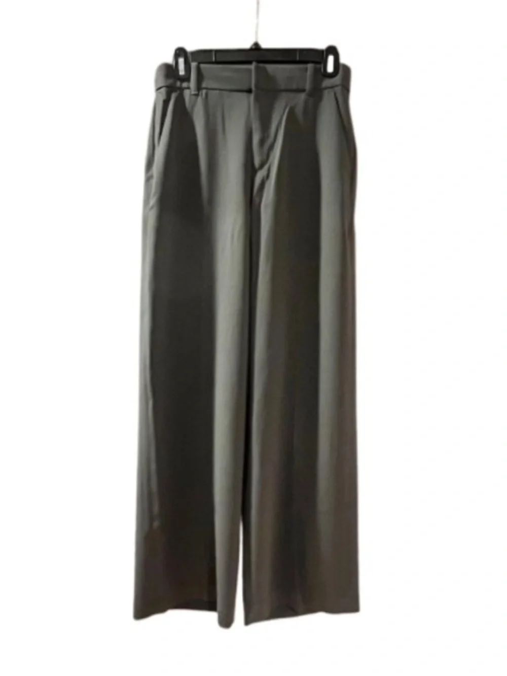 GAP- Wide Leg High-Rise Pants in Dark Gray. Size: 4 Petite