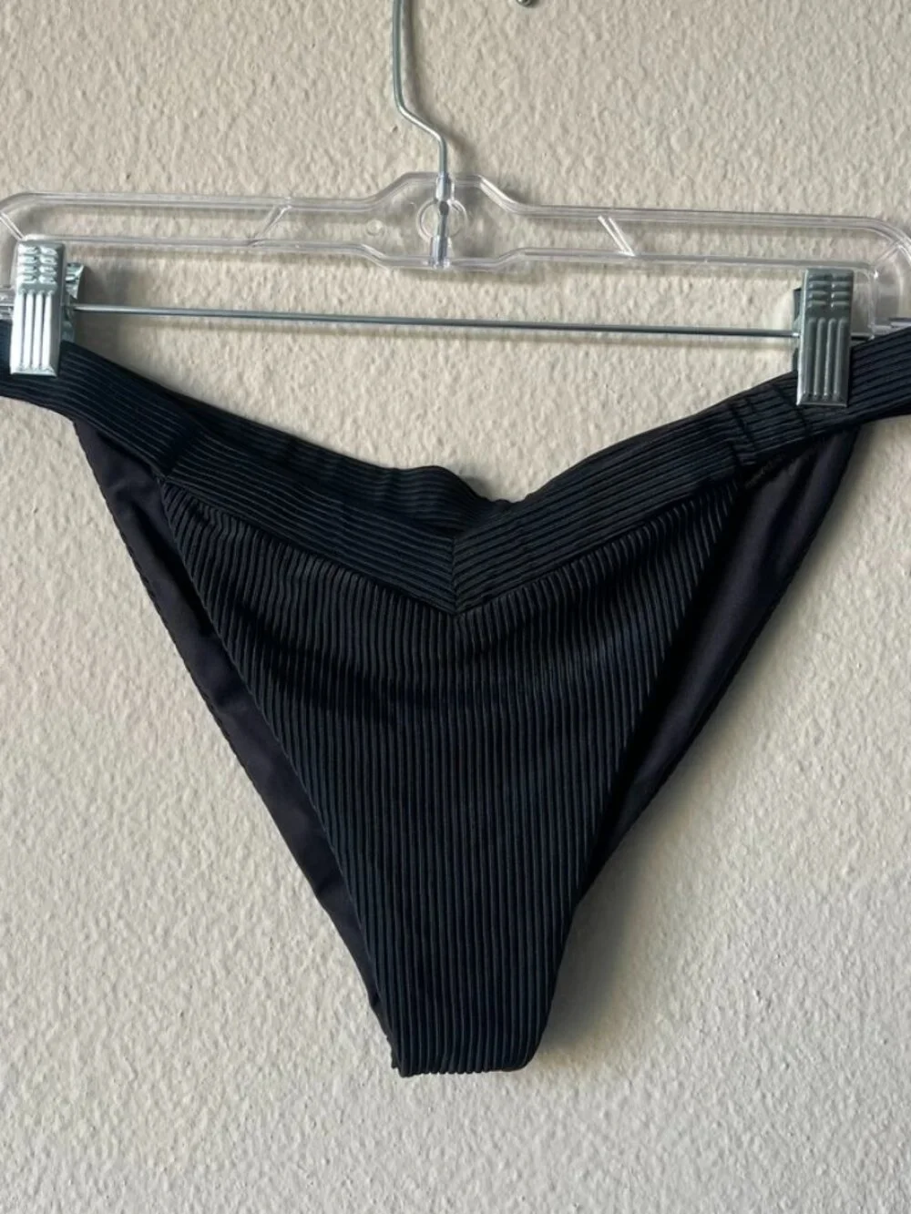 Frankies Bikinis flattering black
