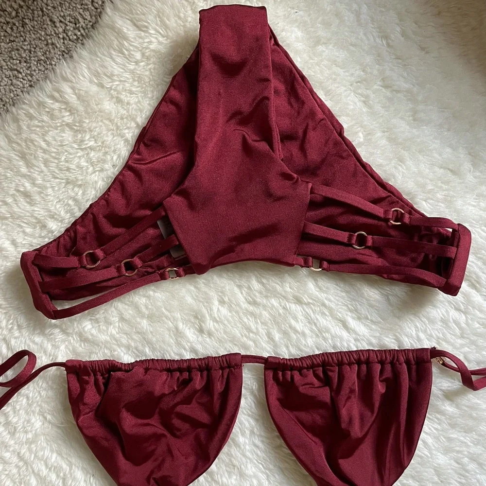Beach Bunny burgundy triangle