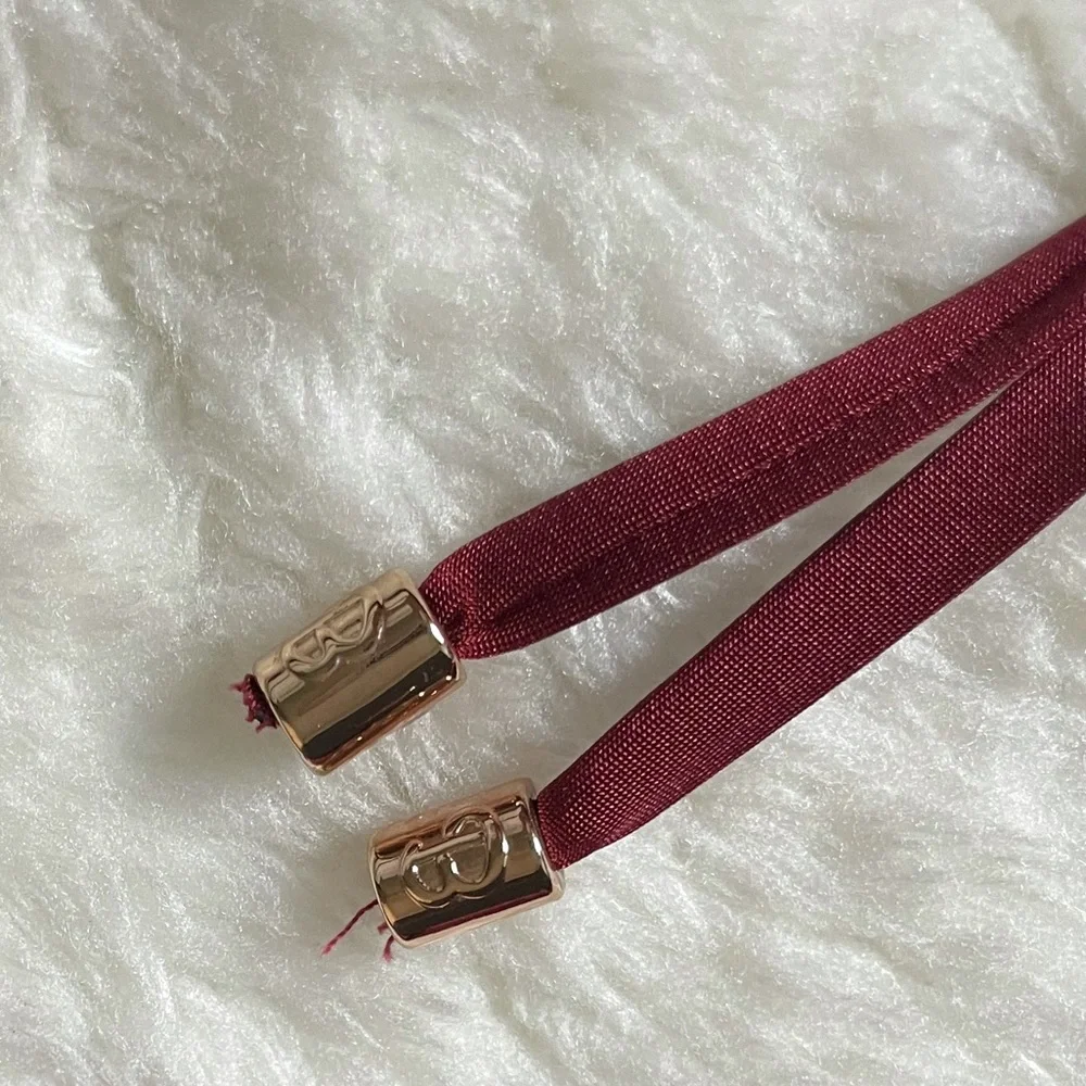 Beach Bunny burgundy triangle