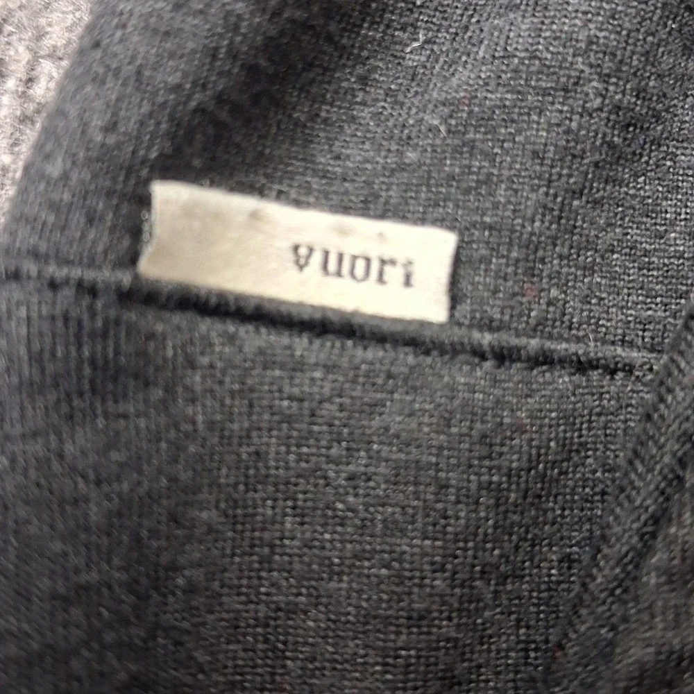 Vuori performance joggers