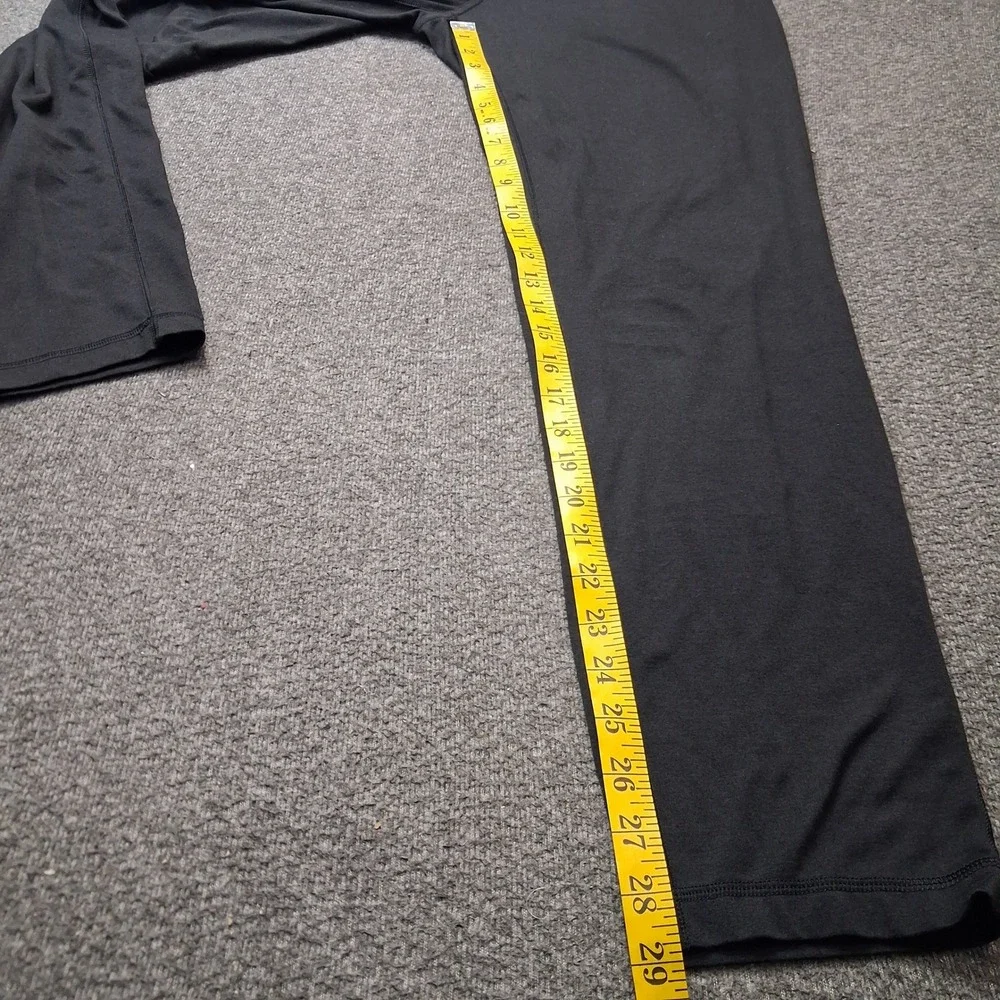 Vuori performance joggers