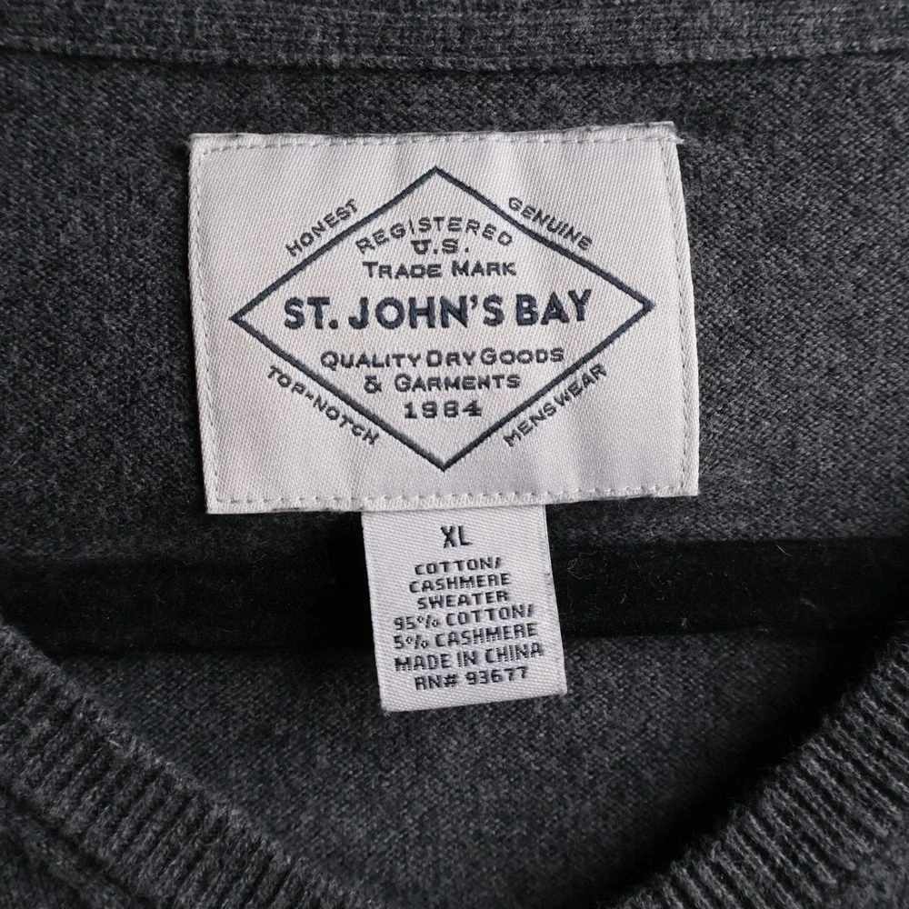 St. Johns Bay Mens XL Gray V-Neck Cotton Cashmere Blend Long Sleeve Sweater Prep