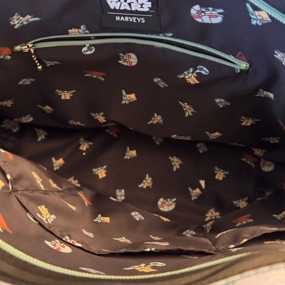 Harveys Seatbelt Mandalorion Tote