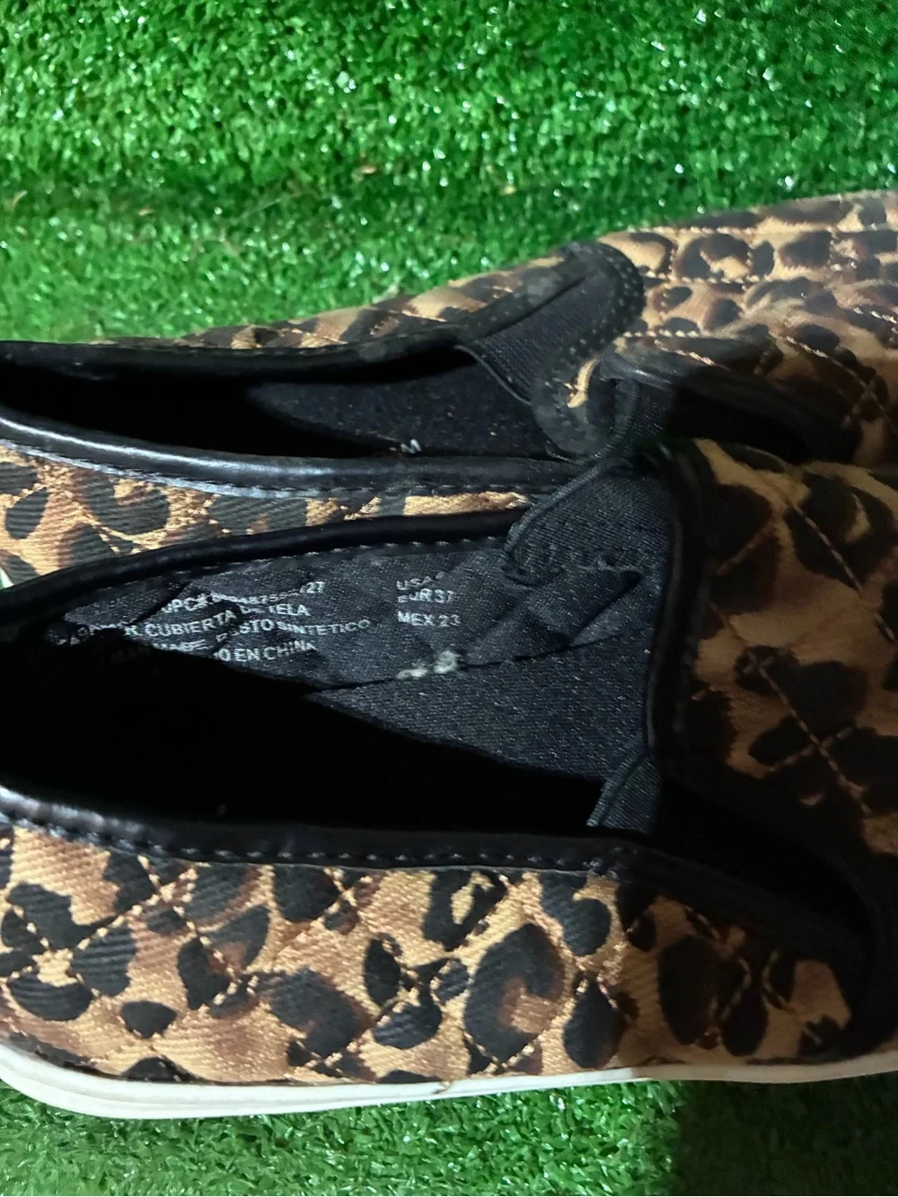 N/A stylish leopard