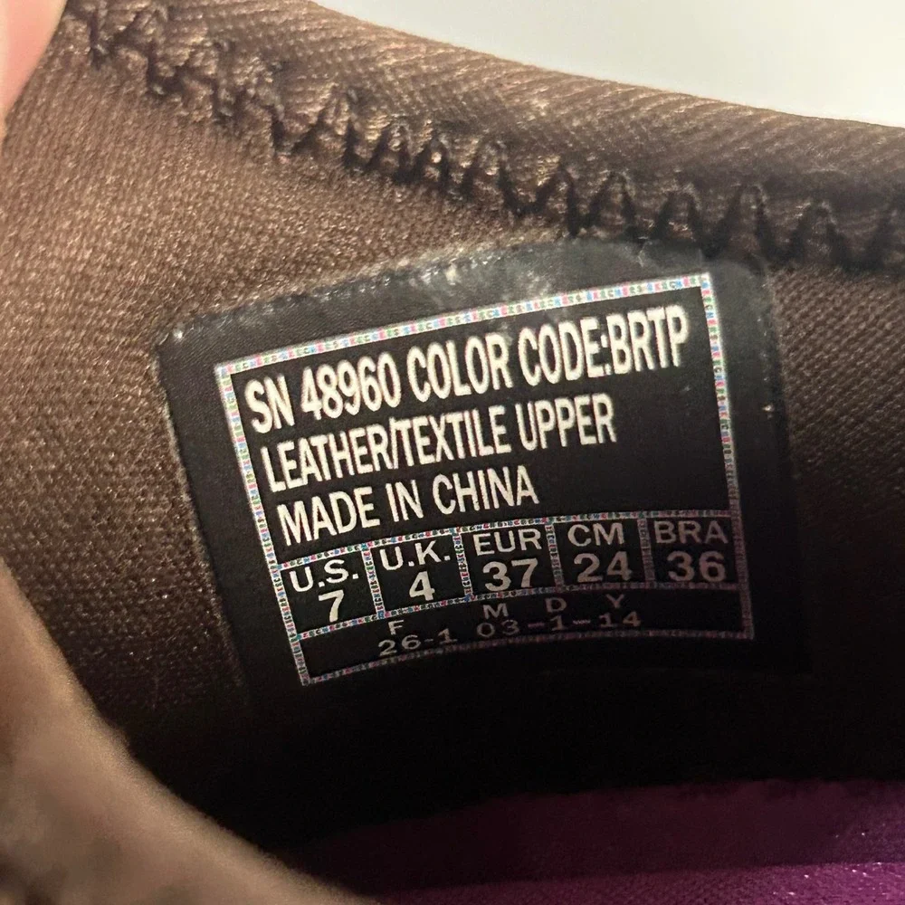Skechers good used