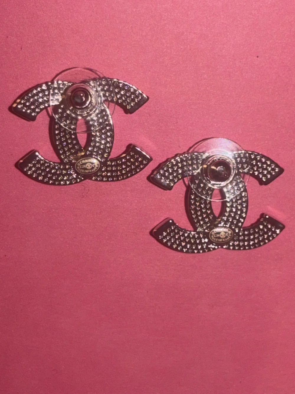 CHANEL gorgeous stud