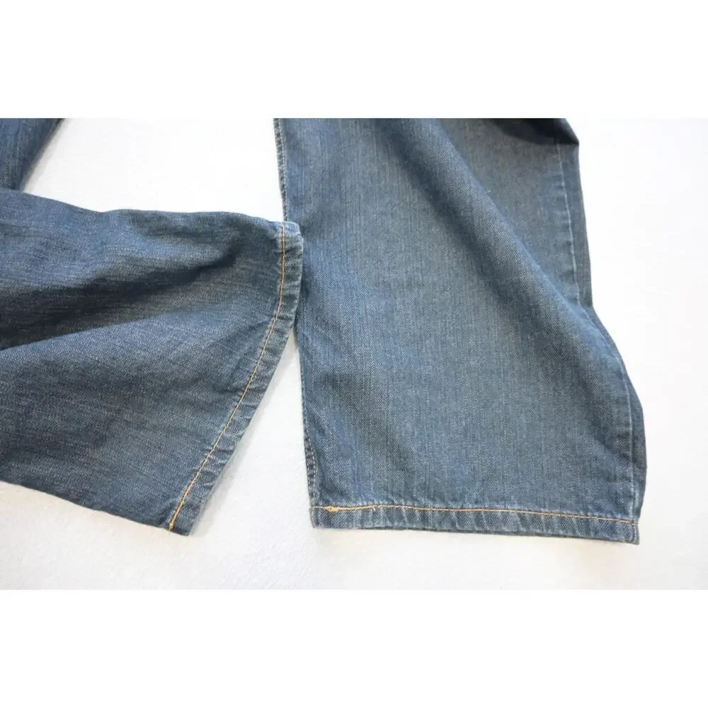 Levis color blue 