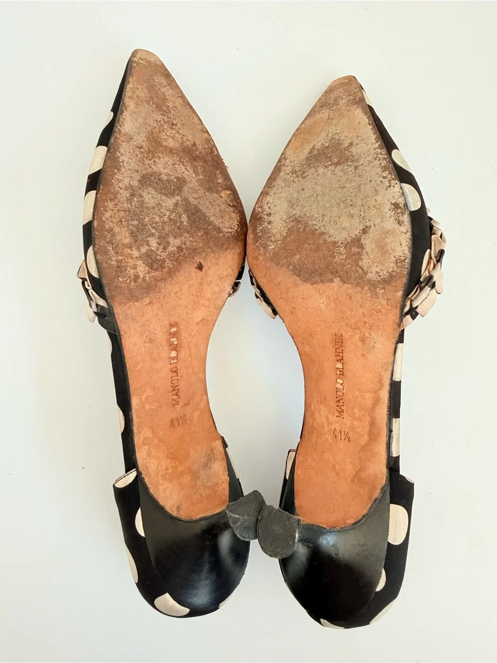 Manolo Blahnik Vintage Black White Polka Dot Ruffle D’Orsay Pumps 41.5