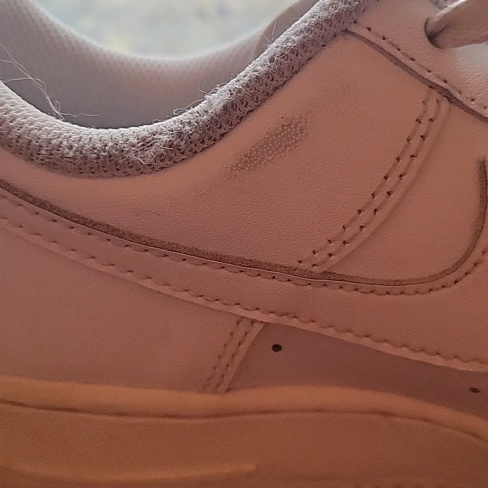 Nike stylish white