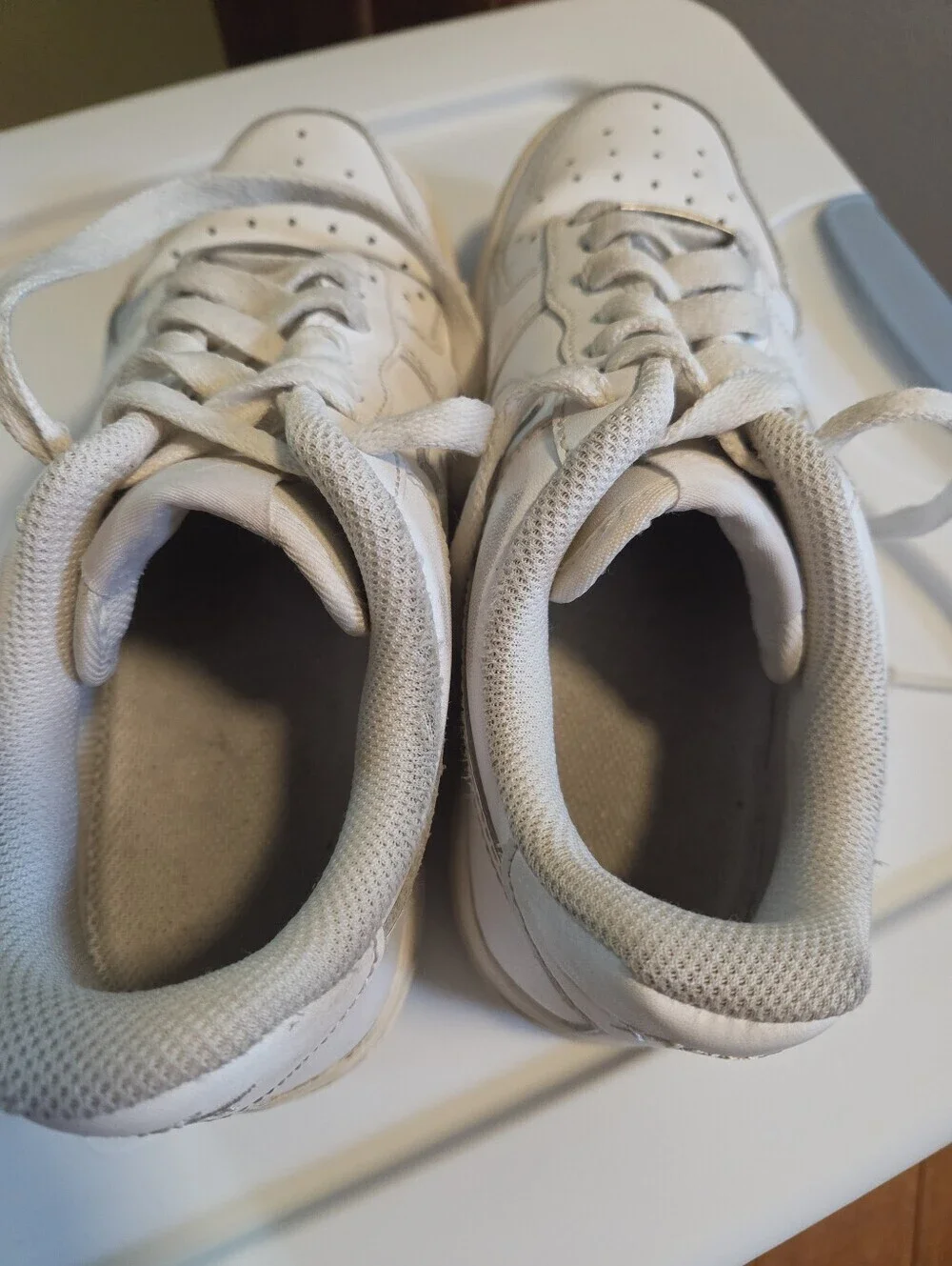 Nike stylish white