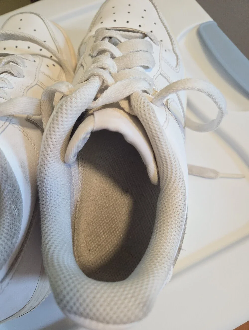 Nike stylish white