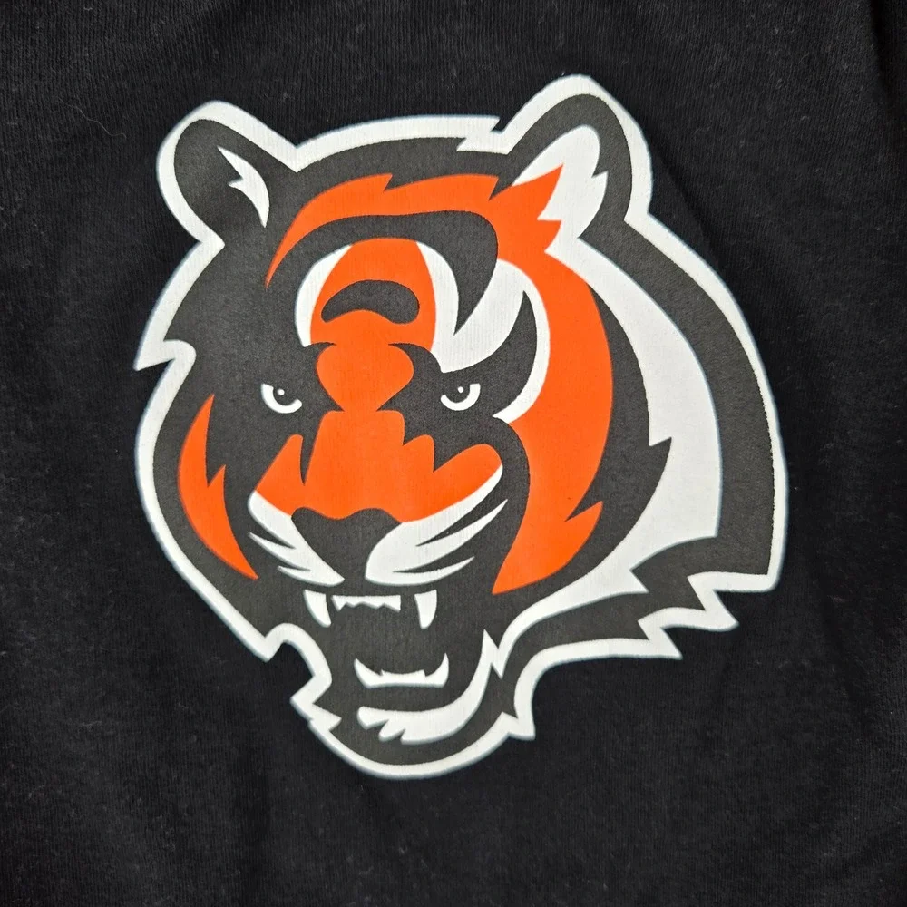 NFL Baby 18M Cincinnati Bengals Bodysuit Black Orange Tiger Graphic K9456
