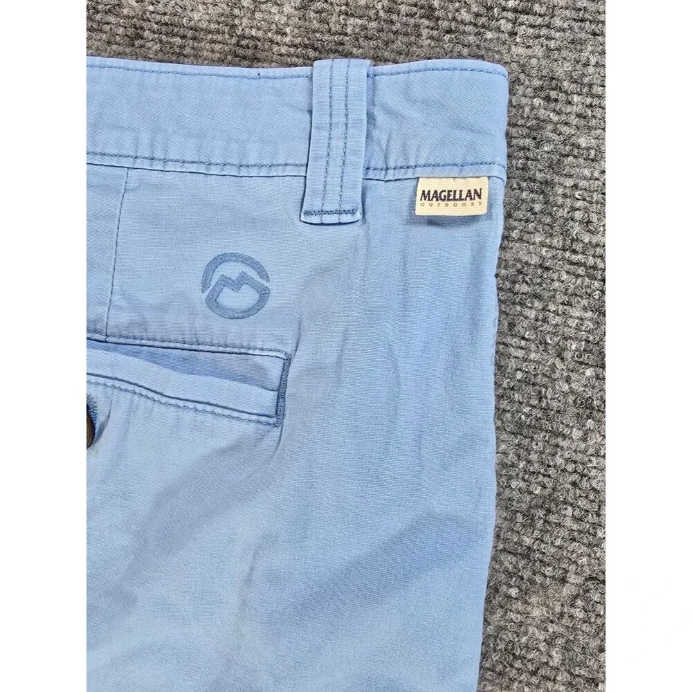 Magellan Outdoors Mens 35 Blue Fishing Shorts Lightweight Golf