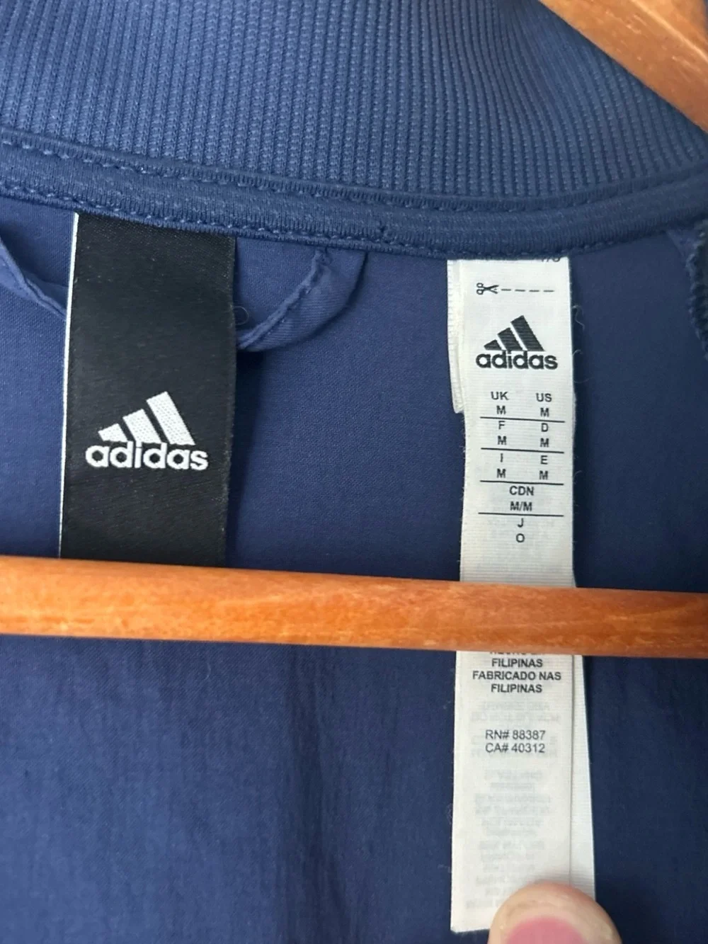 adidas logo subtle panels