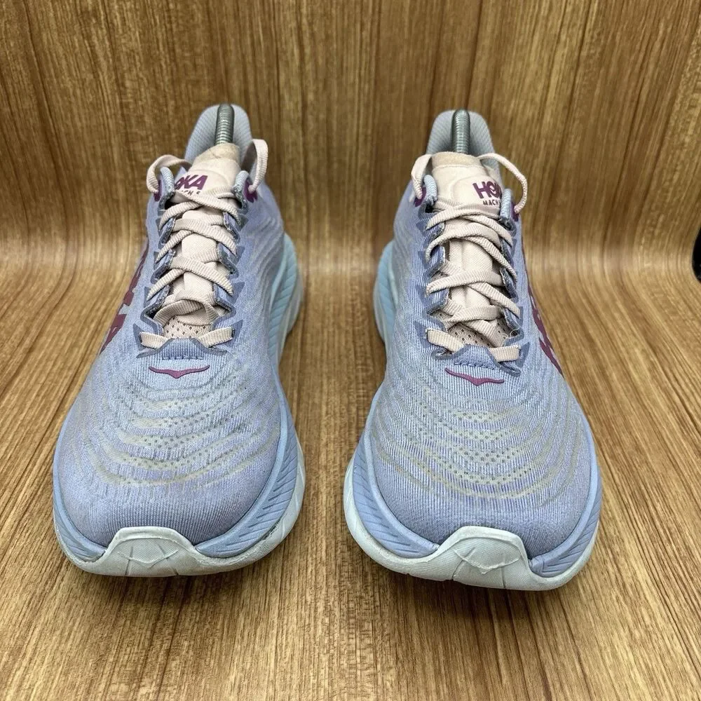 Hoka One One hoka one
