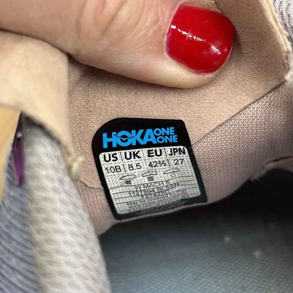 Hoka One One hoka one